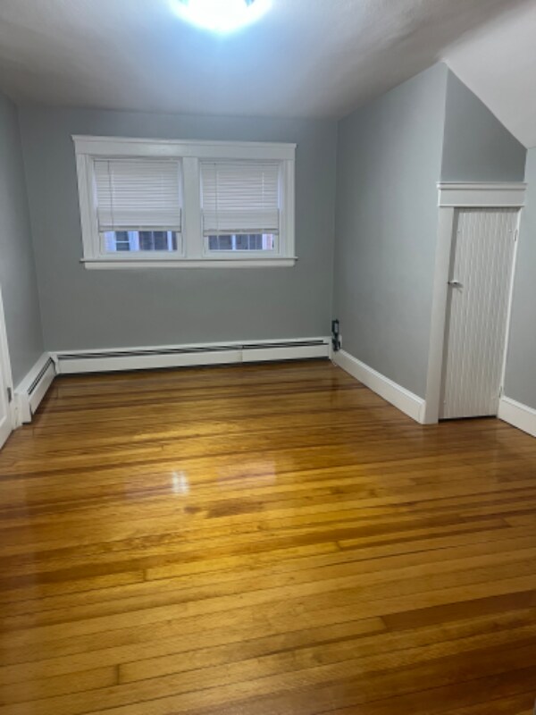 Building Photo - 41 Vervena St