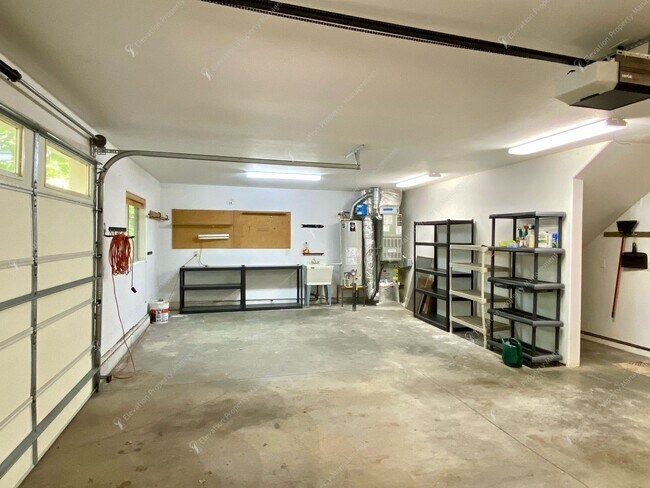 Building Photo - West Hills Gem with Timeless Charm and Mod...
