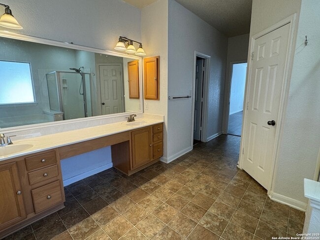 Building Photo - 24303 Grace Park