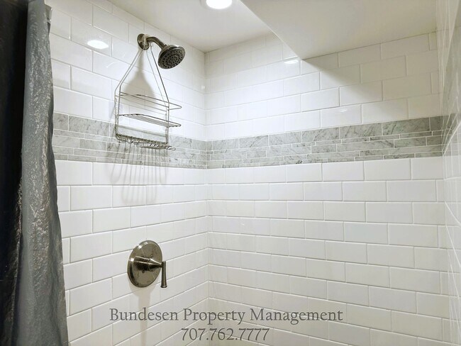 Building Photo - 134 Howard St