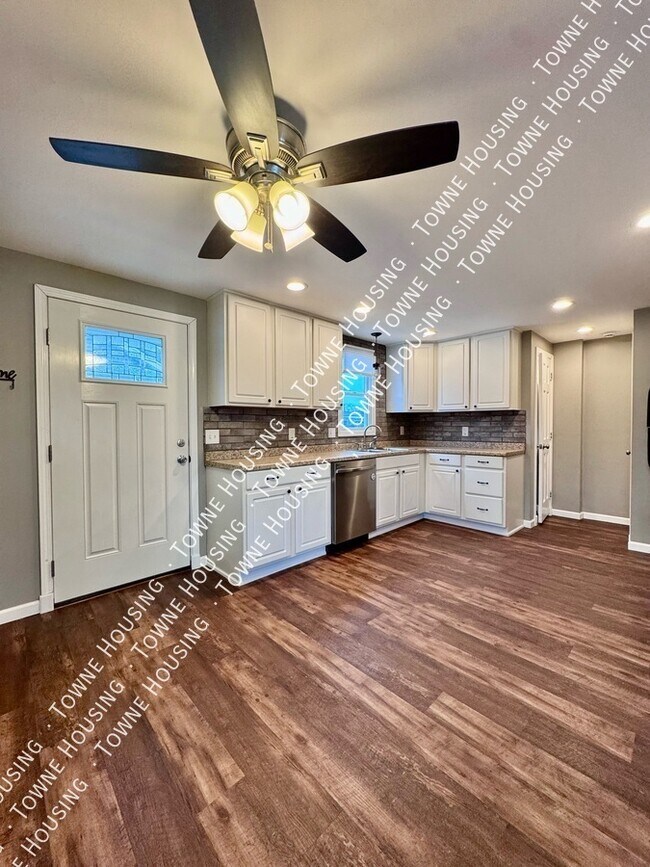 Building Photo - 757 Remington Dr