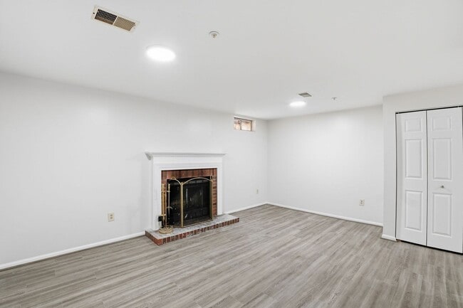 Building Photo - An inviting opportunity to make your next move truly feel like home.