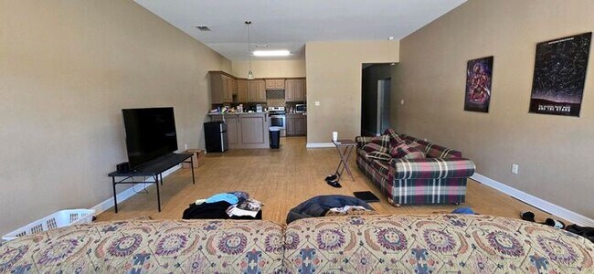Building Photo - Coming Soon!- 4 Bedroom 3.5 Bath Duplex in...