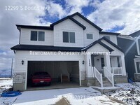 Building Photo - 12299 Boggs Wy