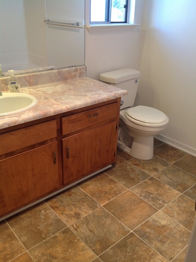 Building Photo - 1224 S 16th St