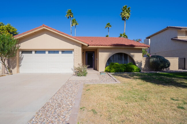 Building Photo - 1610 E Windjammer Way