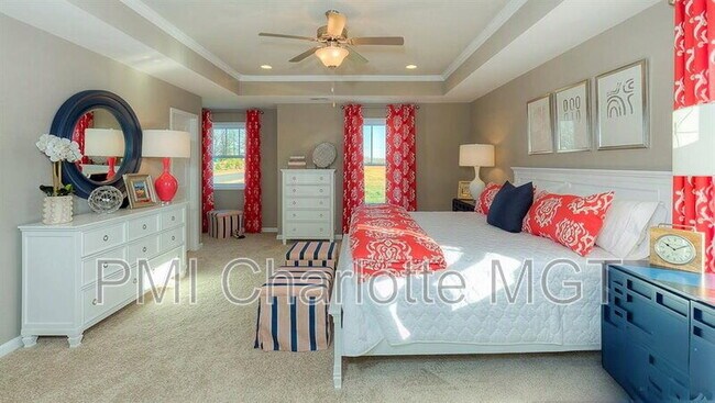 Building Photo - 1120 Walbury Hl
