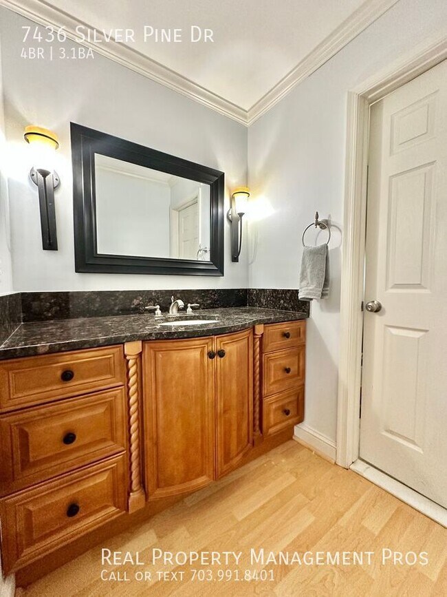 Building Photo - 7436 Silver Pine Dr