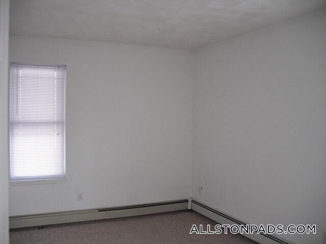 Building Photo - 58 Mansfield St