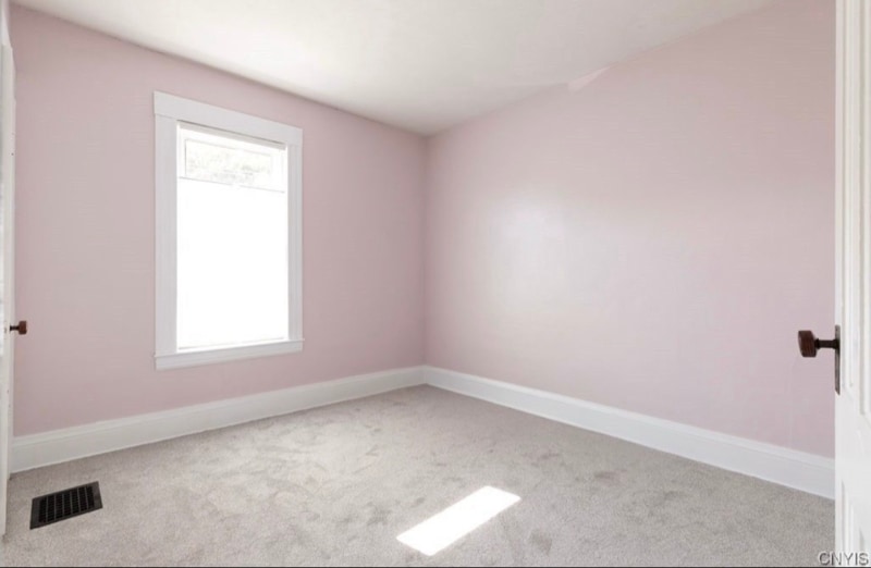 Building Photo - 136 Bryant Ave