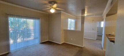 Building Photo - The Greens - 4221