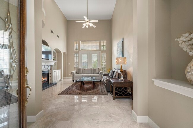 Building Photo - 6830 Jasmine Pl