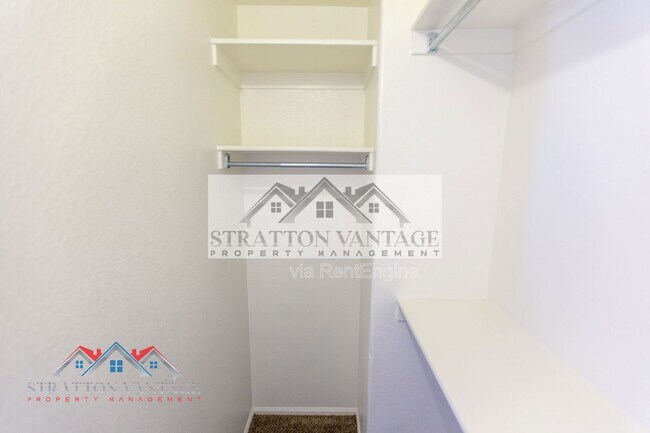 Building Photo - 4808 W Allen St