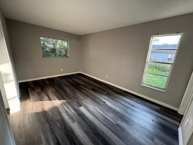 Building Photo - For Rent – 2 Bedroom, 2 Bathroom Duplex