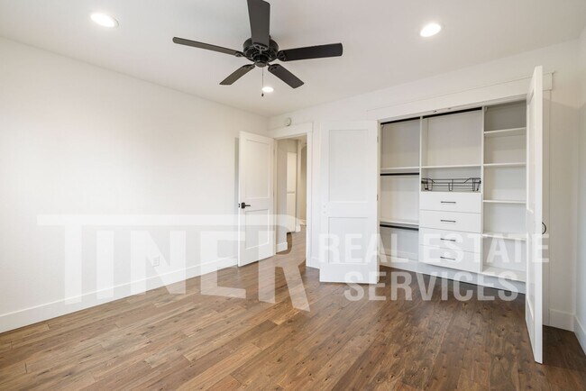 Building Photo - 6982 Pampas Way