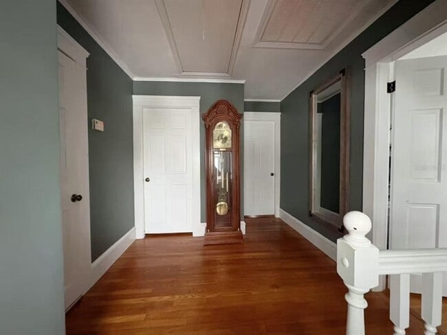 Building Photo - 33 Waldron Ave