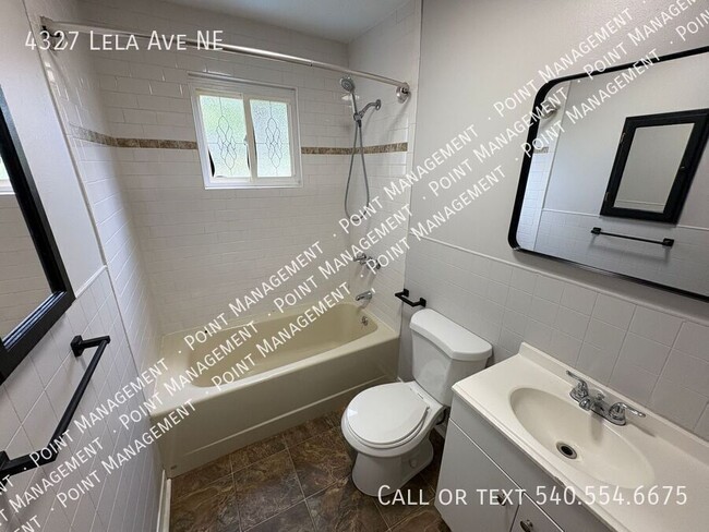 Building Photo - 4327 Lela Ave NE