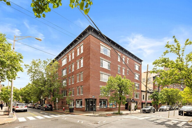 Building Photo - 99 PARK Ave