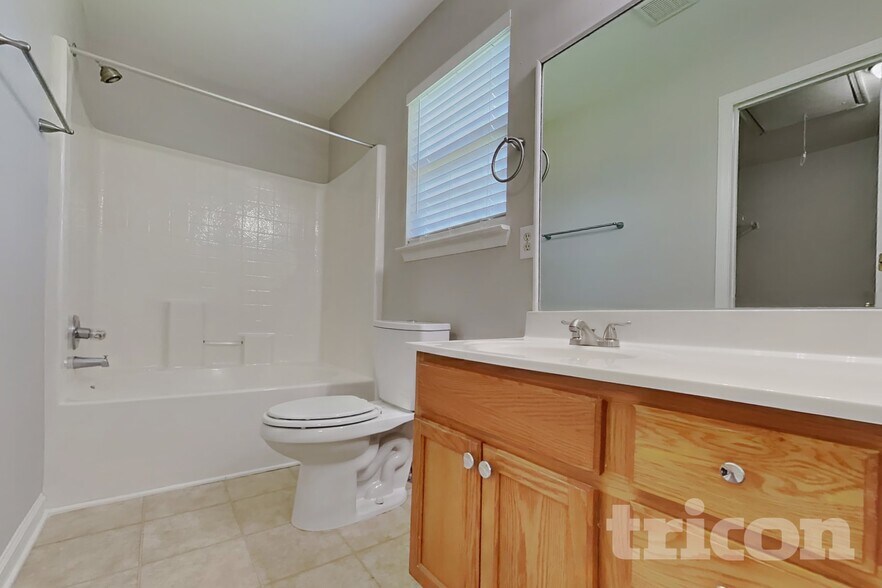 Building Photo - 2083 Prescott Way