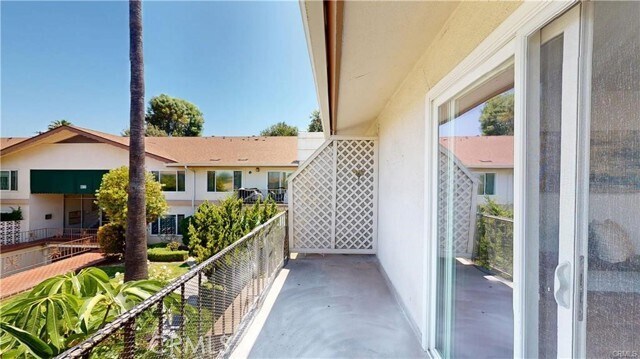 Building Photo - 1354 Shadow