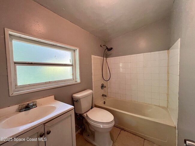 Building Photo - 420 Rock Pit Rd