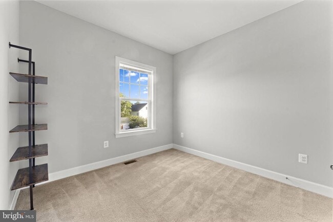Building Photo - 10541 Hinton Wy