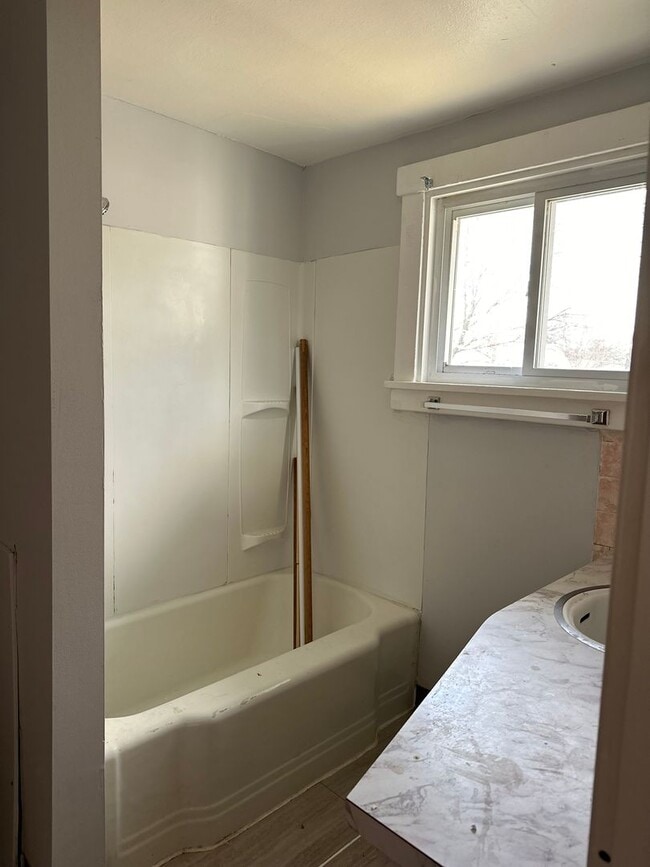 Building Photo - YOU WILL LOVE THIS HOME . CALL NOW FOR APPOINTMENT !!!