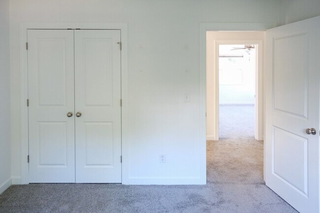 Building Photo - Like-new 3 bedroom, 2.5 bath house with an organic pond!