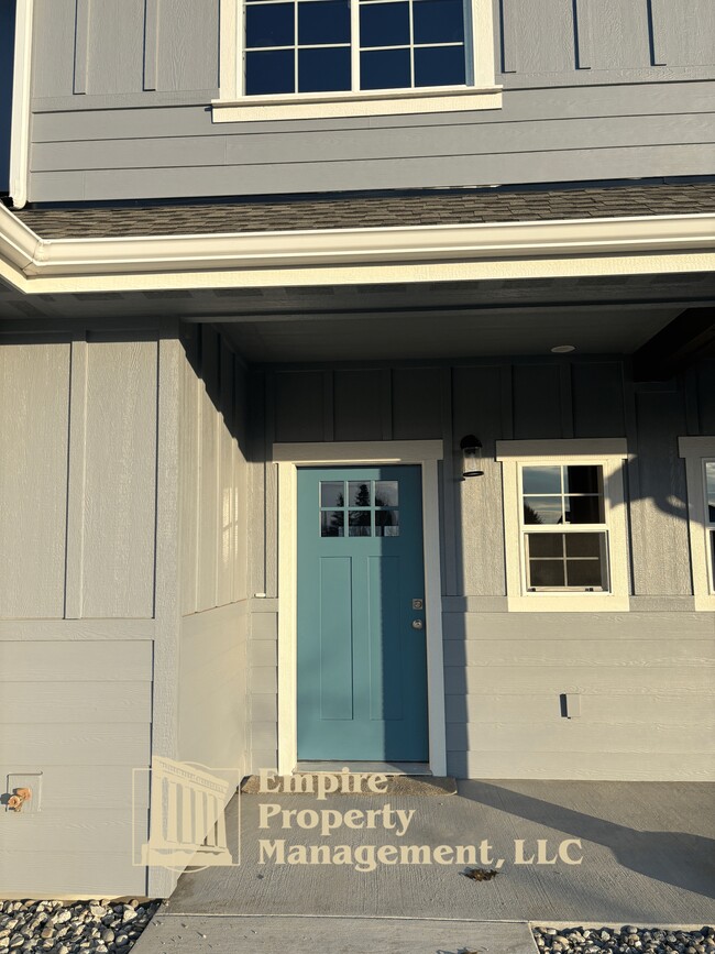 Building Photo - 1656 Irvine Wy