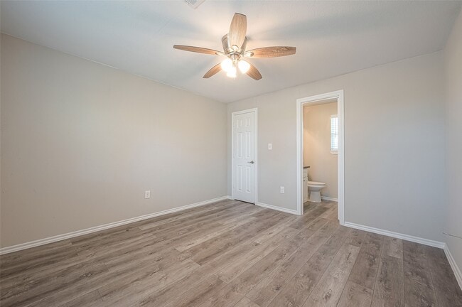 Building Photo - 1547 Garden Rd