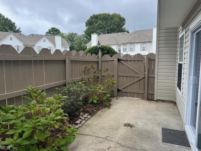 Building Photo - 1653 Pattington Cir