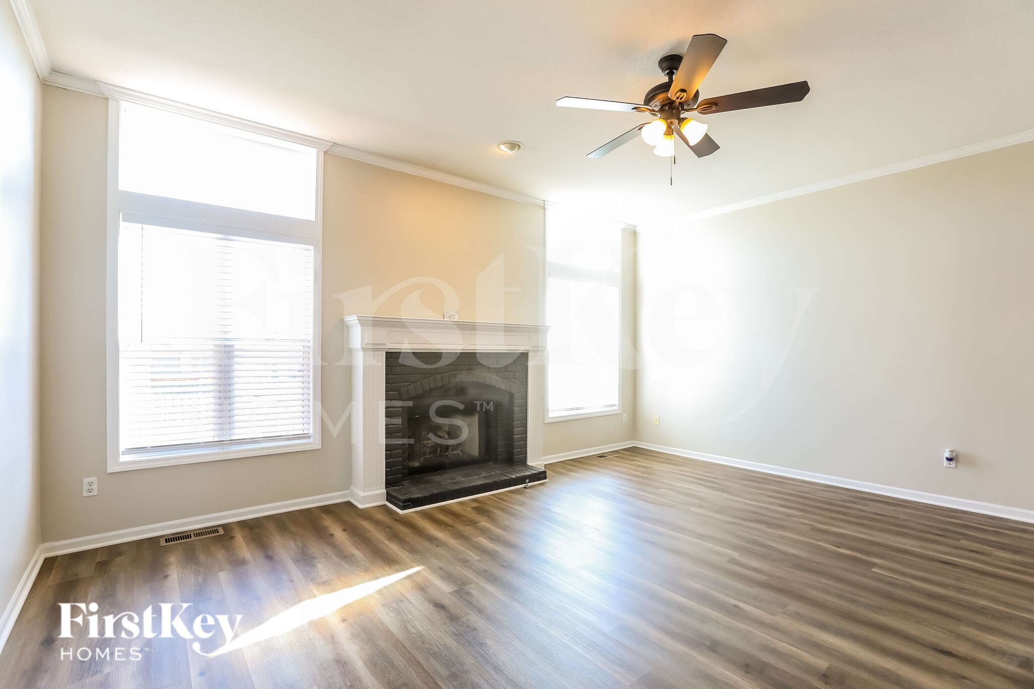 Building Photo - 819 Trailway Dr