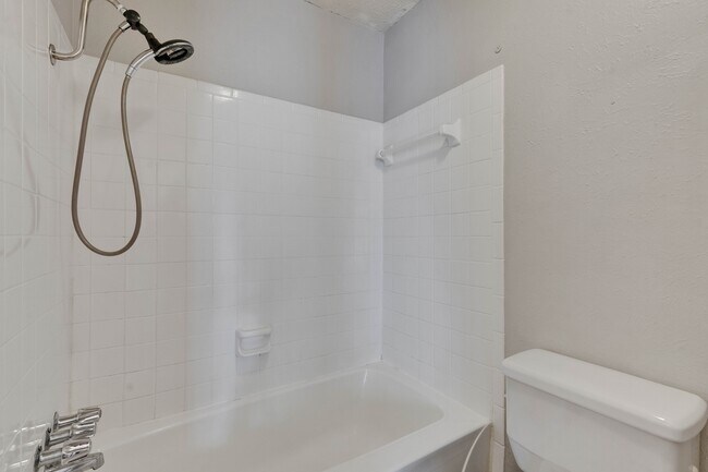 Building Photo - 1714 Timber Ridge Dr