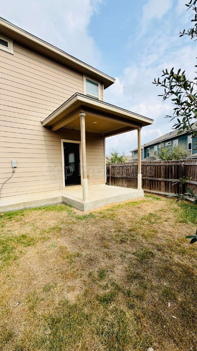 Building Photo - 7010 Micayla Cv