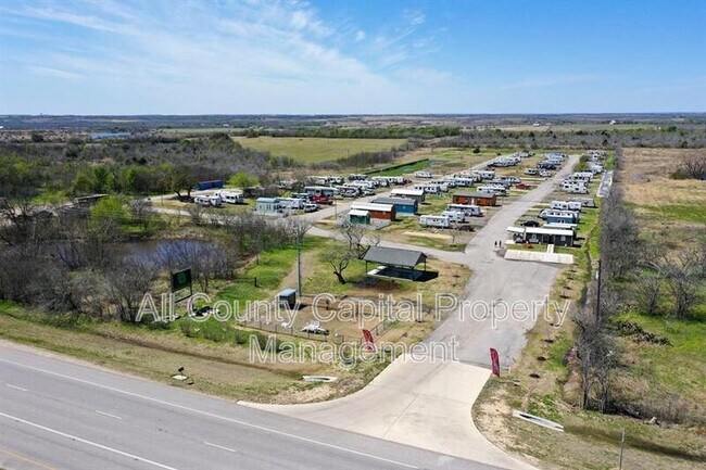 Building Photo - 4889 S Hwy 183