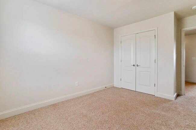 Building Photo - 229 Whitley