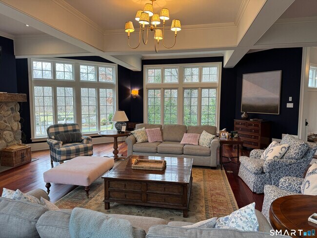 Building Photo - 301 Old Norwalk Rd