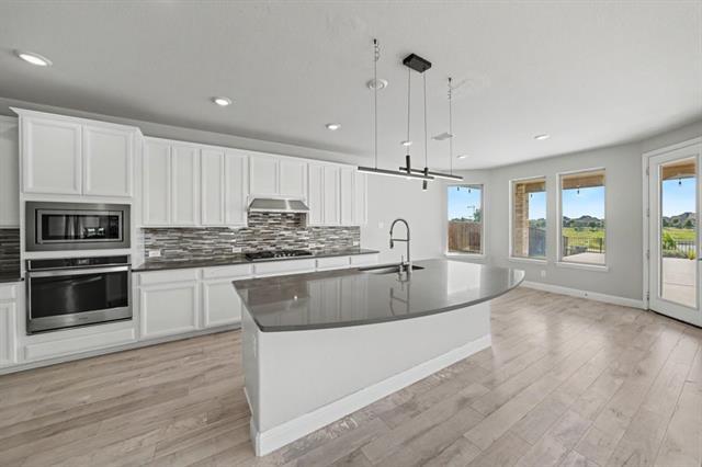 Building Photo - 2016 Binns Dr