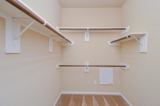 Building Photo - 21906 Cascade Hollow Ln
