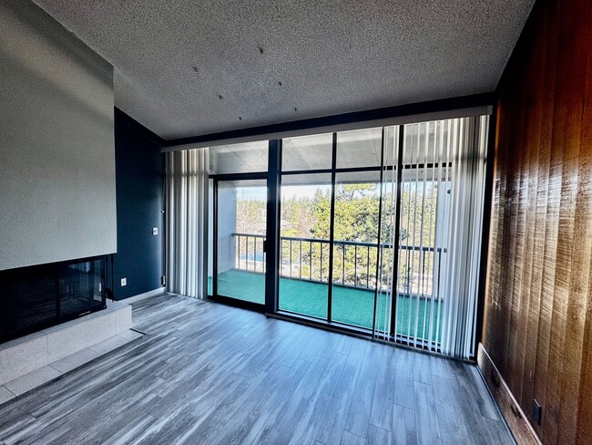 Building Photo - Must See Sixty-01 Village Unit with $500 M...