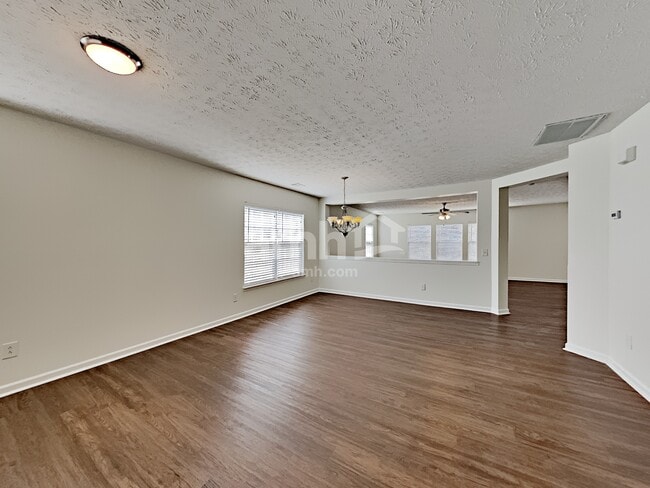 Building Photo - 2068 White Top Rd