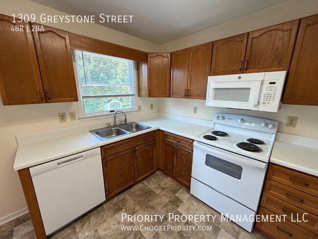 Building Photo - 1309 Greystone St