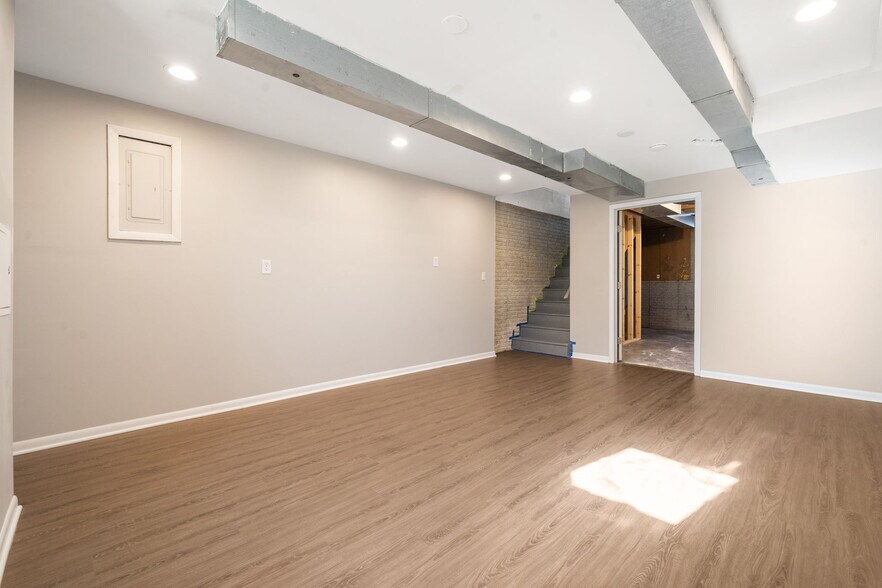 Building Photo - 110 North St