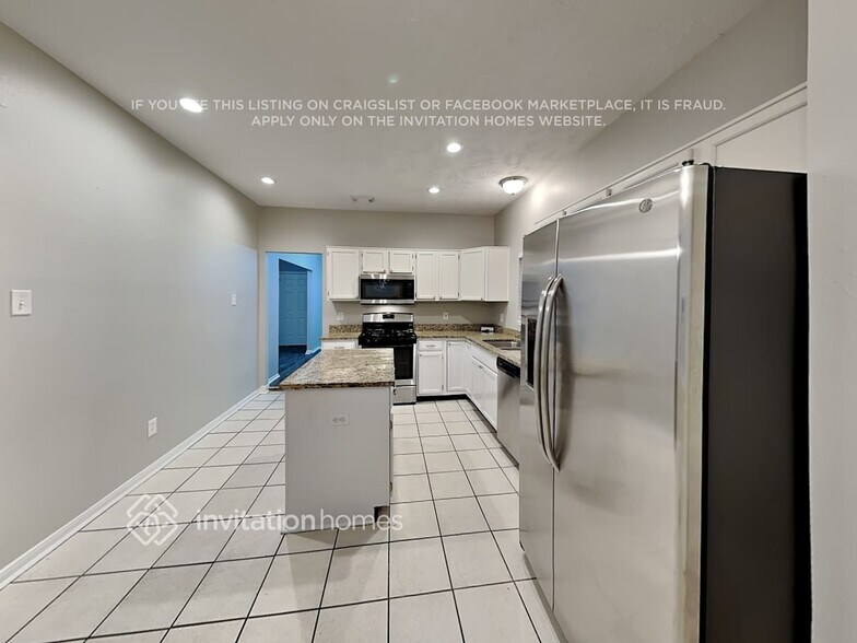 Building Photo - 17603 Chatham Way Dr