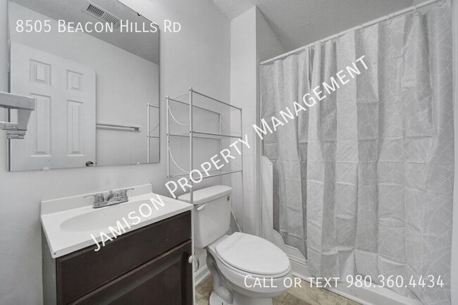 Building Photo - 8505 Beacon Hills Rd