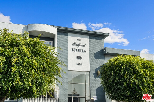 Building Photo - 1420 S Bedford St