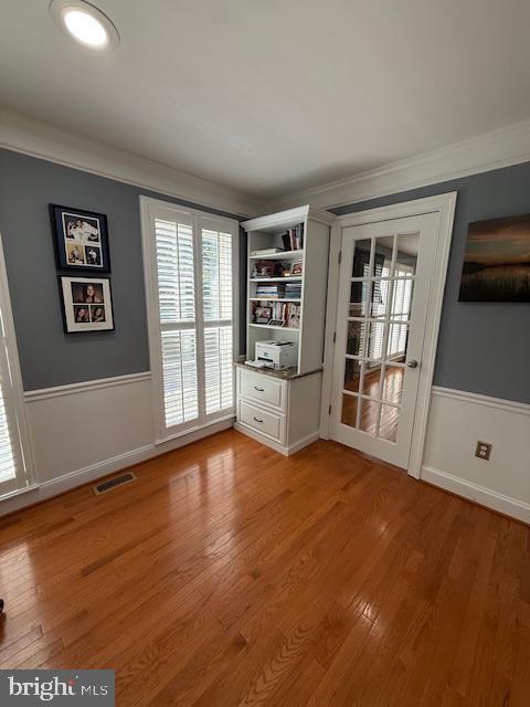 Building Photo - 8002 Middlebury Dr