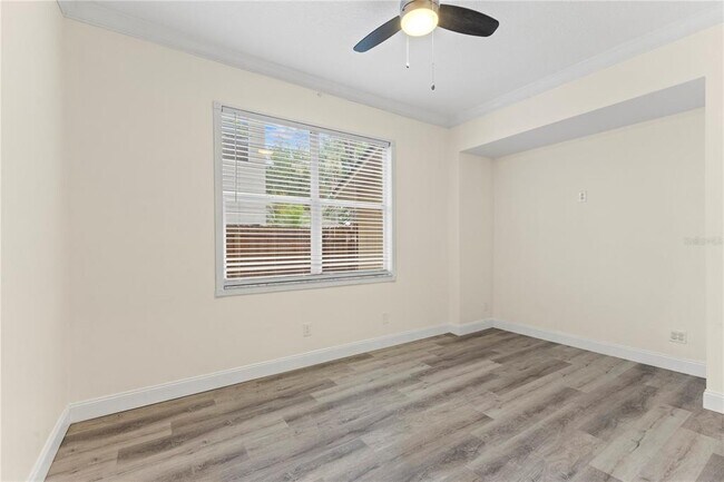 Building Photo - 9307 Poplar Creek Ct