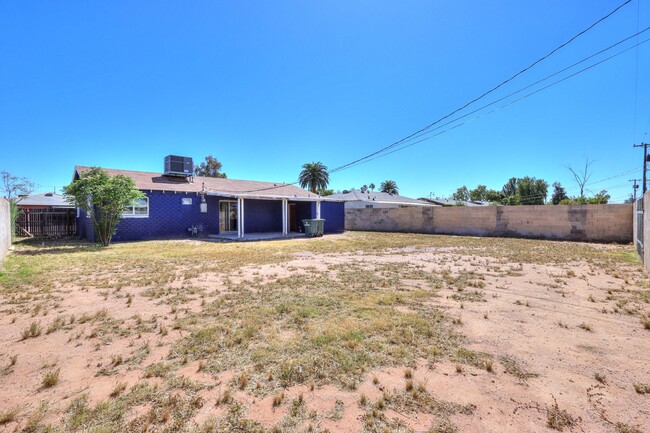 Building Photo - Newly remodeled 4 Bedroom in Casa Grande