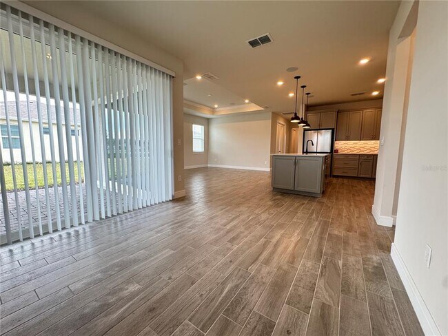 Building Photo - 6449 Shimmering Shrs Ln